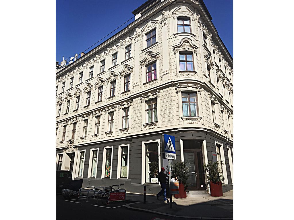 Designappartement Vienna Paintings Екстериор снимка
